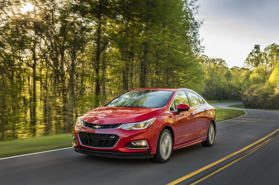  Chevrolet Cruze Premier RS 2016 года  (фото 18 из 34)